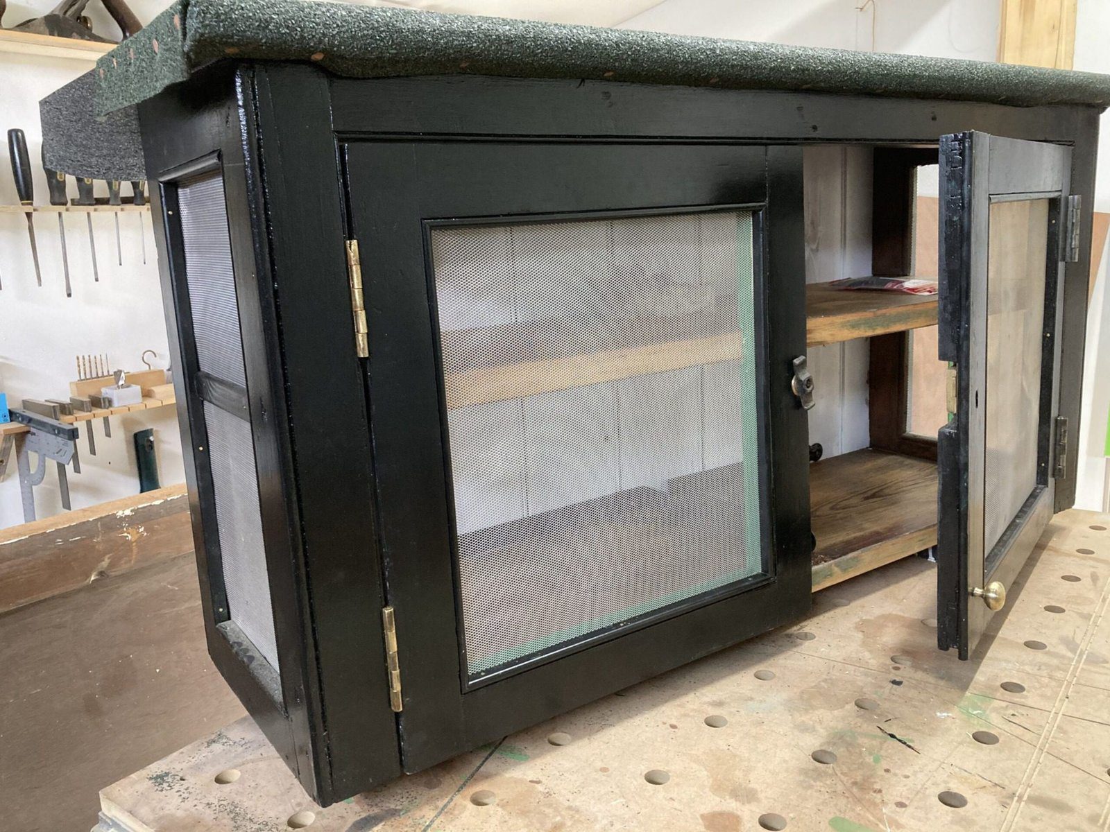 Restoring a pre–War cold cupboard